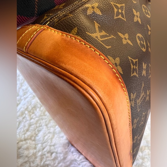 Louis Vuitton Alma Monogram BA0967 - Picture 9 of 15